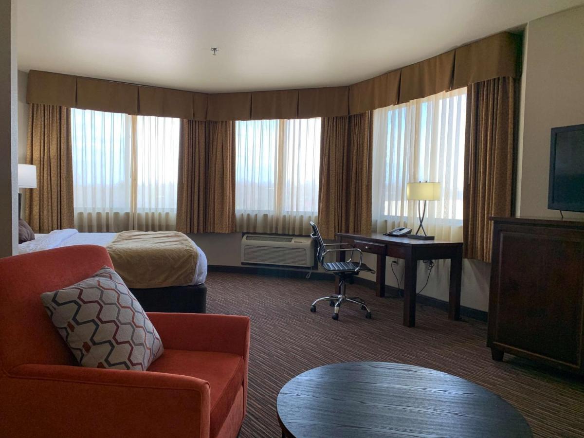 Radisson Hotel River Falls Экстерьер фото